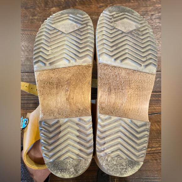 MIA Clogs - Picture 10 of 12